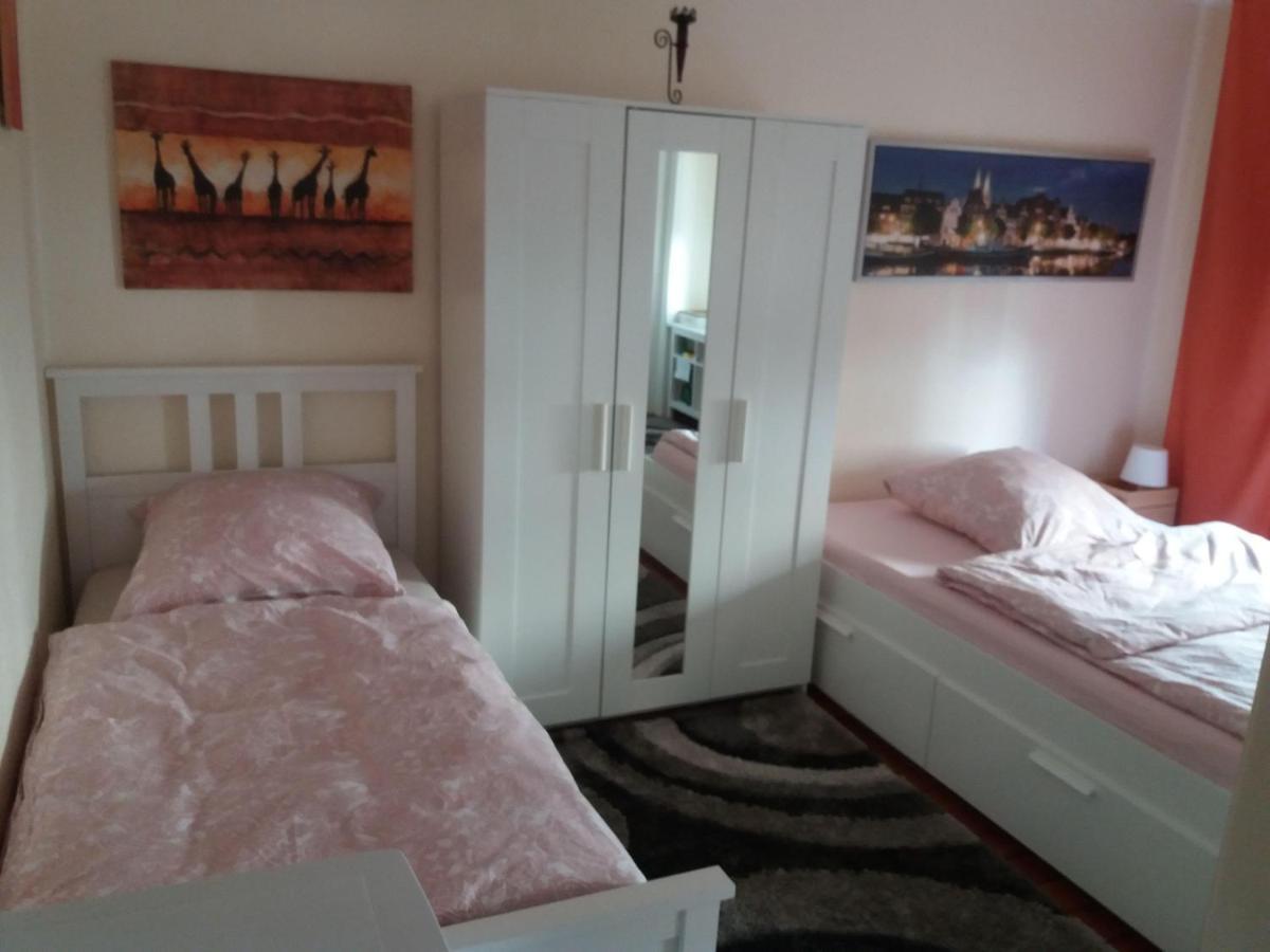 Zimmer-maureen * Lubeck
